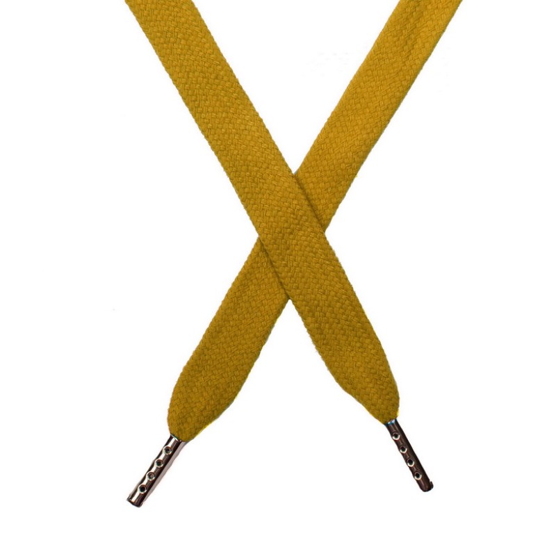 Шнур плоский хлопок 1,5*140см с наконечником, цв:золотой металлик